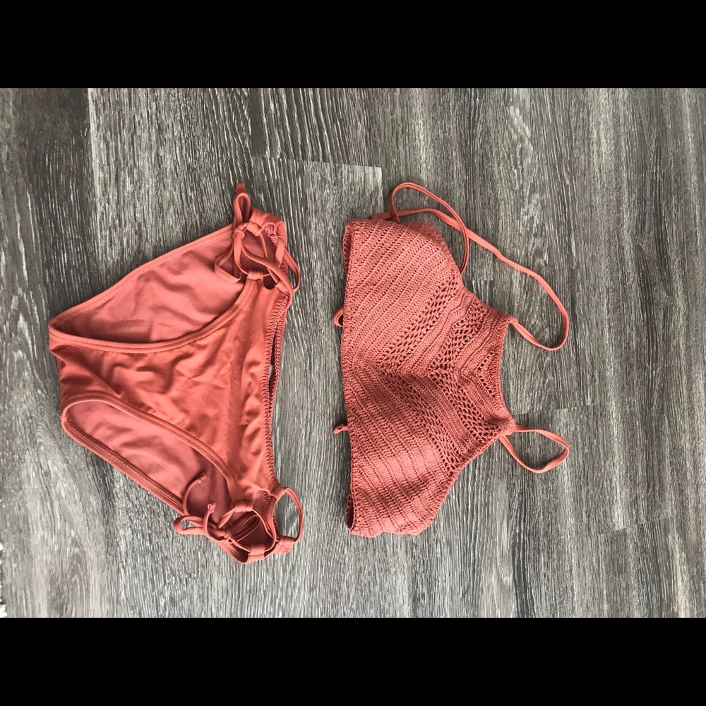 Bathing suit